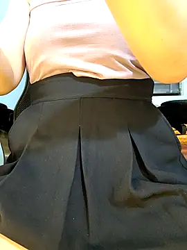 Bee sweet online show from June 2026 05:26:01 PM