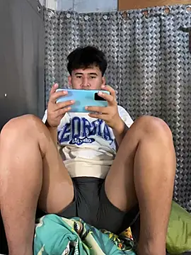 Adim-pinoy146 online show from June 2026 09:28:01 PM