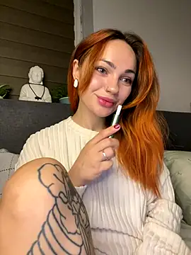 SaraLow online show from October 2025 01:15:01 AM