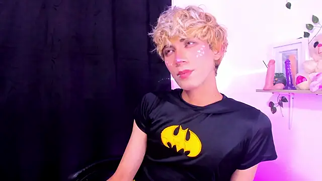 Snapshot of Cooperrosscute233 chatting on October 2025 05:25:01 AM Cooperrosscute233 online show from October 2025 05:25:01 AM