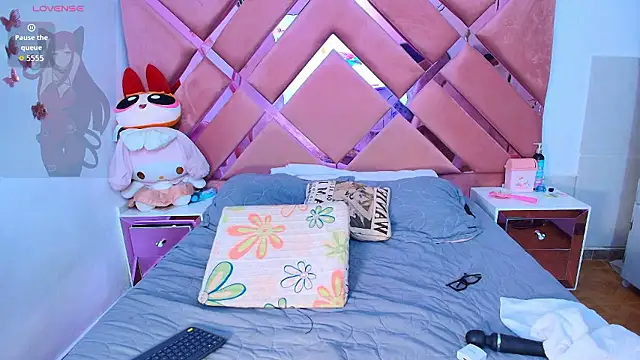 Snapshot of BrittanyBoa chatting on January 2026 06:13:02 PM BrittanyBoa online show from January 2026 06:13:02 PM