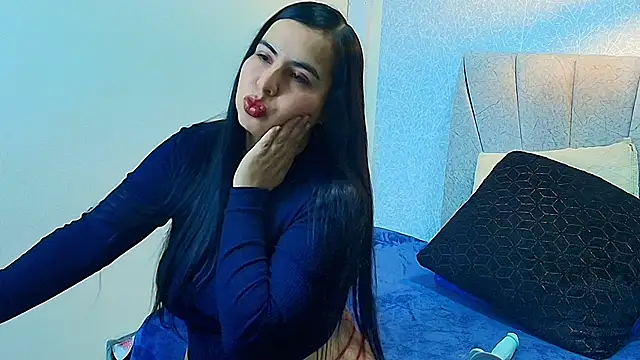 Snapshot of Aly_Smith_ chatting on September 2025 11:44:02 AM Aly Smith online show from September 2025 11:44:02 AM