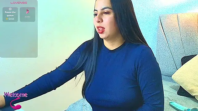 Snapshot of Aly_Smith_ chatting on October 2025 11:31:01 AM Aly Smith online show from October 2025 11:31:01 AM