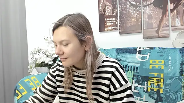 Sunny Sammy online show from September 2025 01:11:01 AM