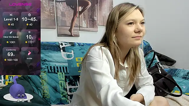 Sunny Sammy online show from October 2025 01:25:01 AM