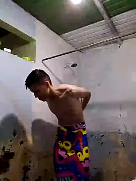 Snapshot of elinnki chatting on October 2025 12:40:02 AM elinnki online show from October 2025 12:40:02 AM