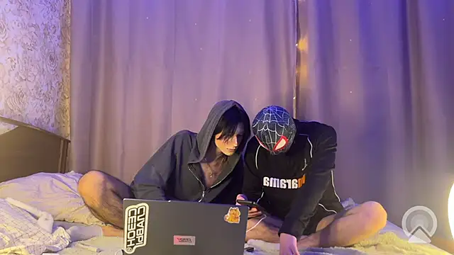 Snapshot of NikGive chatting on January 2026 07:17:02 PM NikGive online show from January 2026 07:17:02 PM