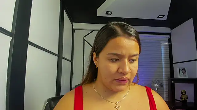 ElaBourn  online show from October 2025 01:56:02 PM