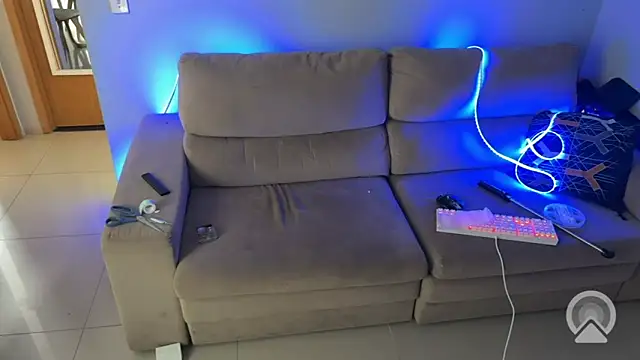 Snapshot of KRYSTALIZEDY chatting on February 2026 03:44:01 PM KRYSTALIZEDY online show from February 2026 03:44:01 PM