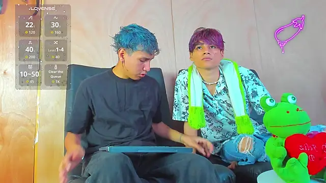 spicy adonhis online show from September 2025 12:19:01 PM