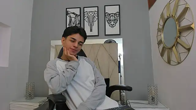 owen  johnson online show from September 2025 11:23:02 AM