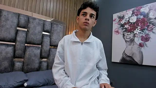 owen  johnson online show from October 2025 12:02:02 PM