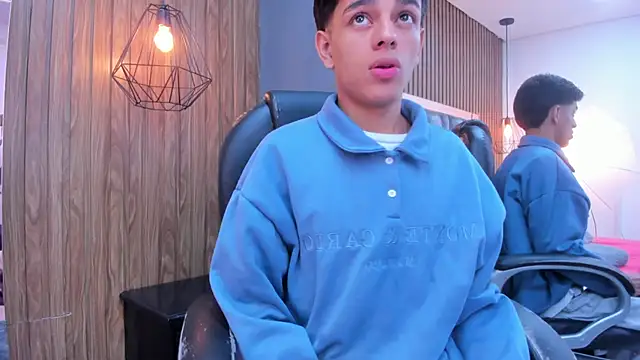 owen  johnson online show from March 2026 12:01:01 PM