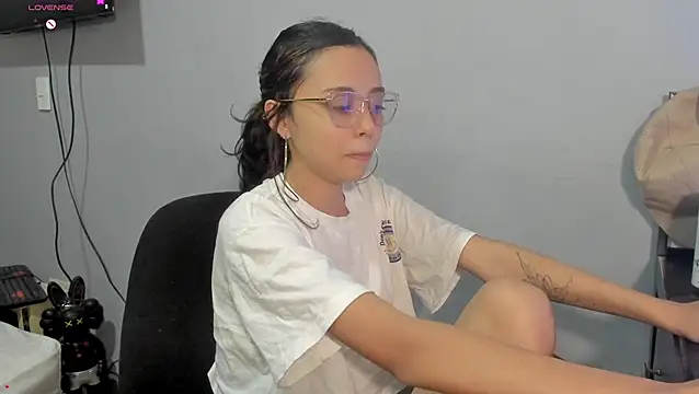 Snapshot of brisazanes chatting on July 2026 03:54:02 AM brisazanes online show from July 2026 03:54:02 AM