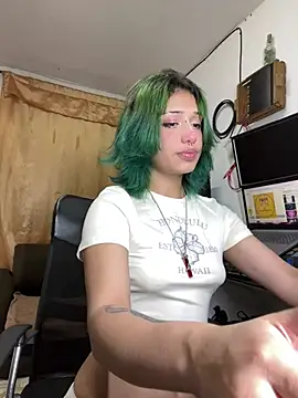 Snapshot of zoelight18 chatting on July 2026 02:40:02 AM zoelight18 online show from July 2026 02:40:02 AM