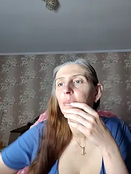 CandiCole online show from June 2026 02:42:01 AM