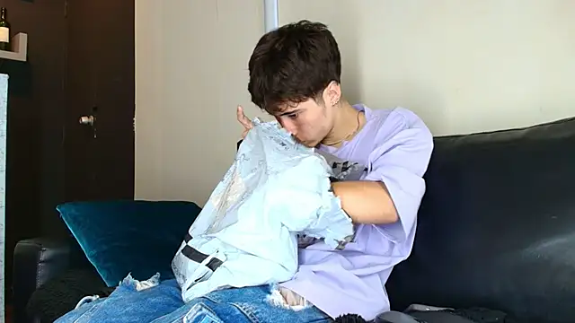 Snapshot of _DantFox_ chatting on October 2025 08:06:02 PM DantFox online show from October 2025 08:06:02 PM