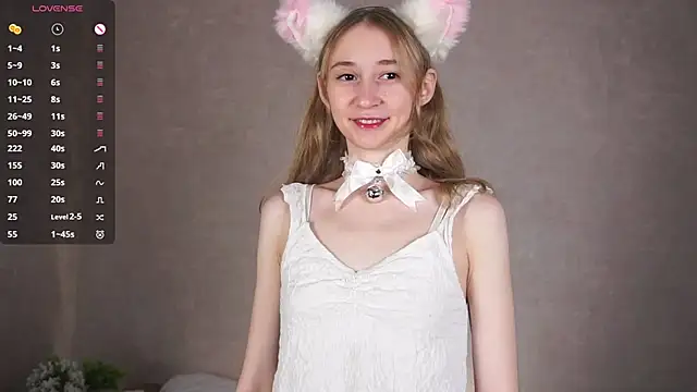 BeatrixHiett online show from September 2025 02:44:02 AM