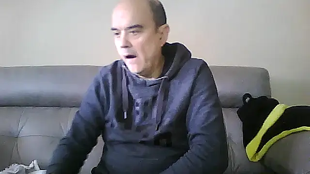 Snapshot of geli45 chatting on January 2026 11:25:02 AM geli45 online show from January 2026 11:25:02 AM