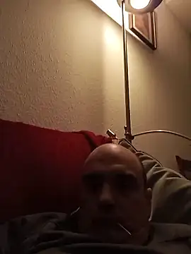 Snapshot of geli45 chatting on January 2026 10:01:02 PM geli45 online show from January 2026 10:01:02 PM