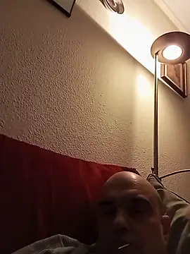 Snapshot of geli45 chatting on January 2026 10:26:01 PM geli45 online show from January 2026 10:26:01 PM