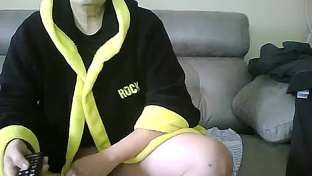 Snapshot of geli45 chatting on January 2026 11:26:01 AM geli45 online show from January 2026 11:26:01 AM