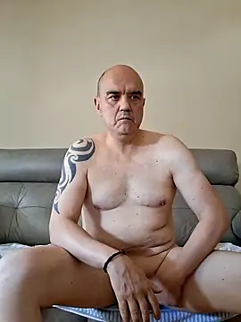 Snapshot of geli45 chatting on June 2026 02:39:02 PM geli45 online show from June 2026 02:39:02 PM