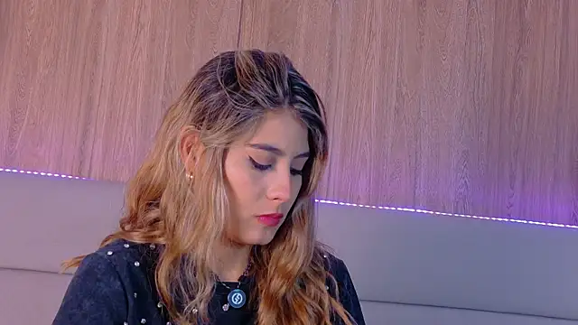 ZoehAngel online show from April 2026 11:26:01 AM