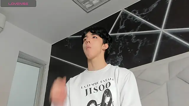 AerumChae online show from July 2026 03:32:01 PM