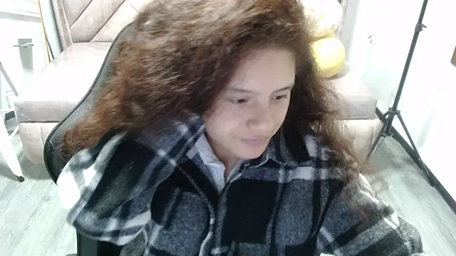 Velvet Moon V online show from November 2025 01:21:02 PM