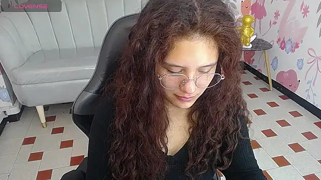 Velvet Moon V online show from February 2026 01:19:01 PM