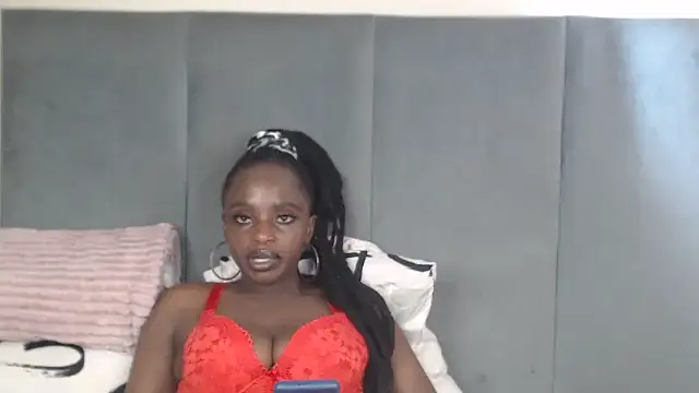 Snapshot of Jah-Queen chatting on February 2026 05:01:02 AM Jah-Queen online show from February 2026 05:01:02 AM