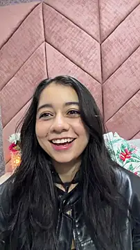 Lily June online show from May 2026 07:20:02 PM