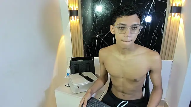 Snapshot of BILLY_JAMEES chatting on November 2025 11:42:02 AM BILLY JAMEES online show from November 2025 11:42:02 AM