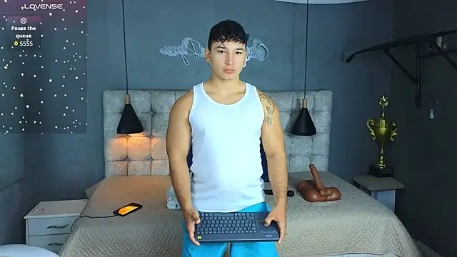 Snapshot of Horny_nick18 chatting on October 2025 12:39:02 PM Horny nick18 online show from October 2025 12:39:02 PM