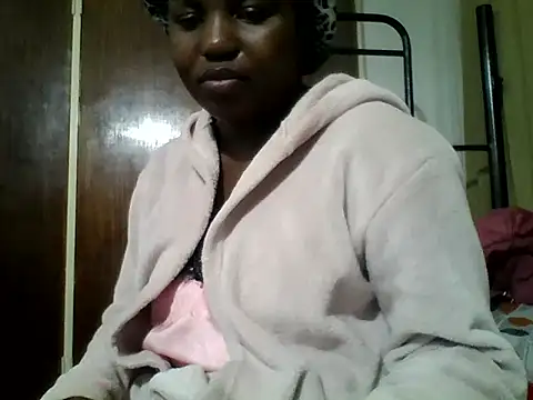 SweetHoney21  online show from July 2026 06:04:02 PM