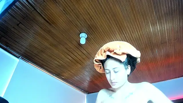 Adhara7 online show from November 2025 07:46:02 PM