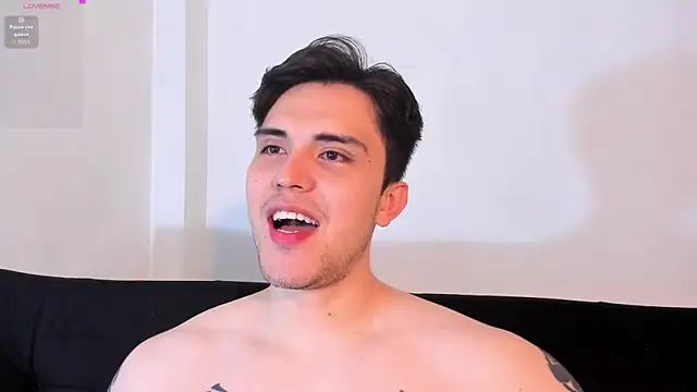 Snapshot of jasonxd9898 chatting on January 2026 02:05:02 AM jasonxd9898 online show from January 2026 02:05:02 AM