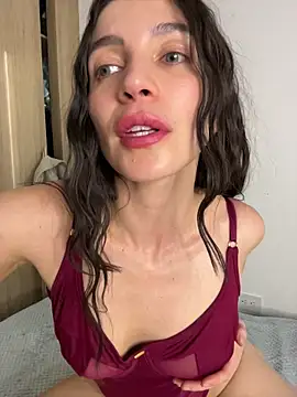karinasantos  online show from May 2026 10:15:02 PM