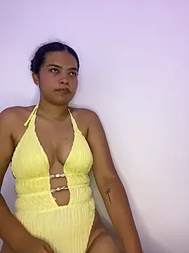 ms ivanna online show from June 2026 09:28:01 PM