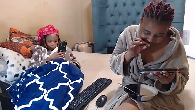 EbonyEssence online show from May 2026 10:32:02 AM