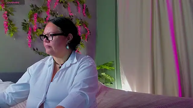 sandra jackson online show from November 2025 02:55:01 AM