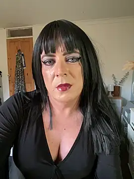 tifaniidalvero online show from December 2025 02:57:02 PM