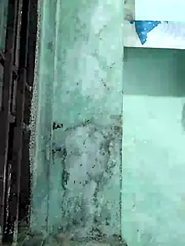 Snapshot of poojam93 chatting on September 2025 01:39:01 AM poojam93 online show from September 2025 01:39:01 AM