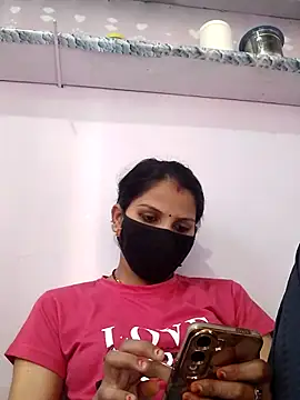 Snapshot of poojam93 chatting on November 2025 08:27:02 AM poojam93 online show from November 2025 08:27:02 AM