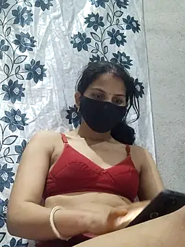 poojam93 online show from May 2026 03:12:01 AM