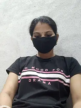 poojam93 online show from June 2026 01:51:02 AM