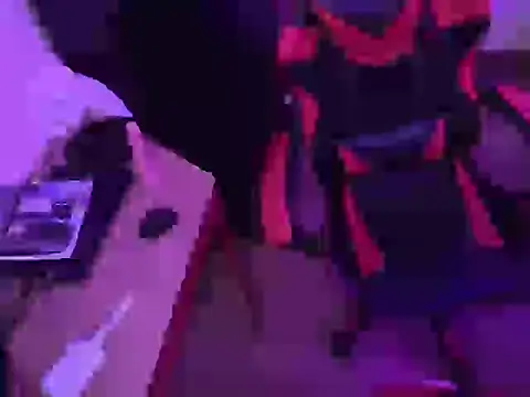 Snapshot of ChloeSnoww chatting on September 2025 03:22:01 AM ChloeSnoww online show from September 2025 03:22:01 AM