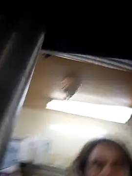 sarahkat86 online show from October 2025 10:53:02 PM