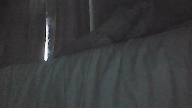 sarahkat86 online show from April 2026 11:46:02 AM